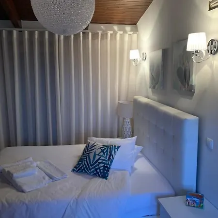 بيت ضيافة Casinha Do Rogel